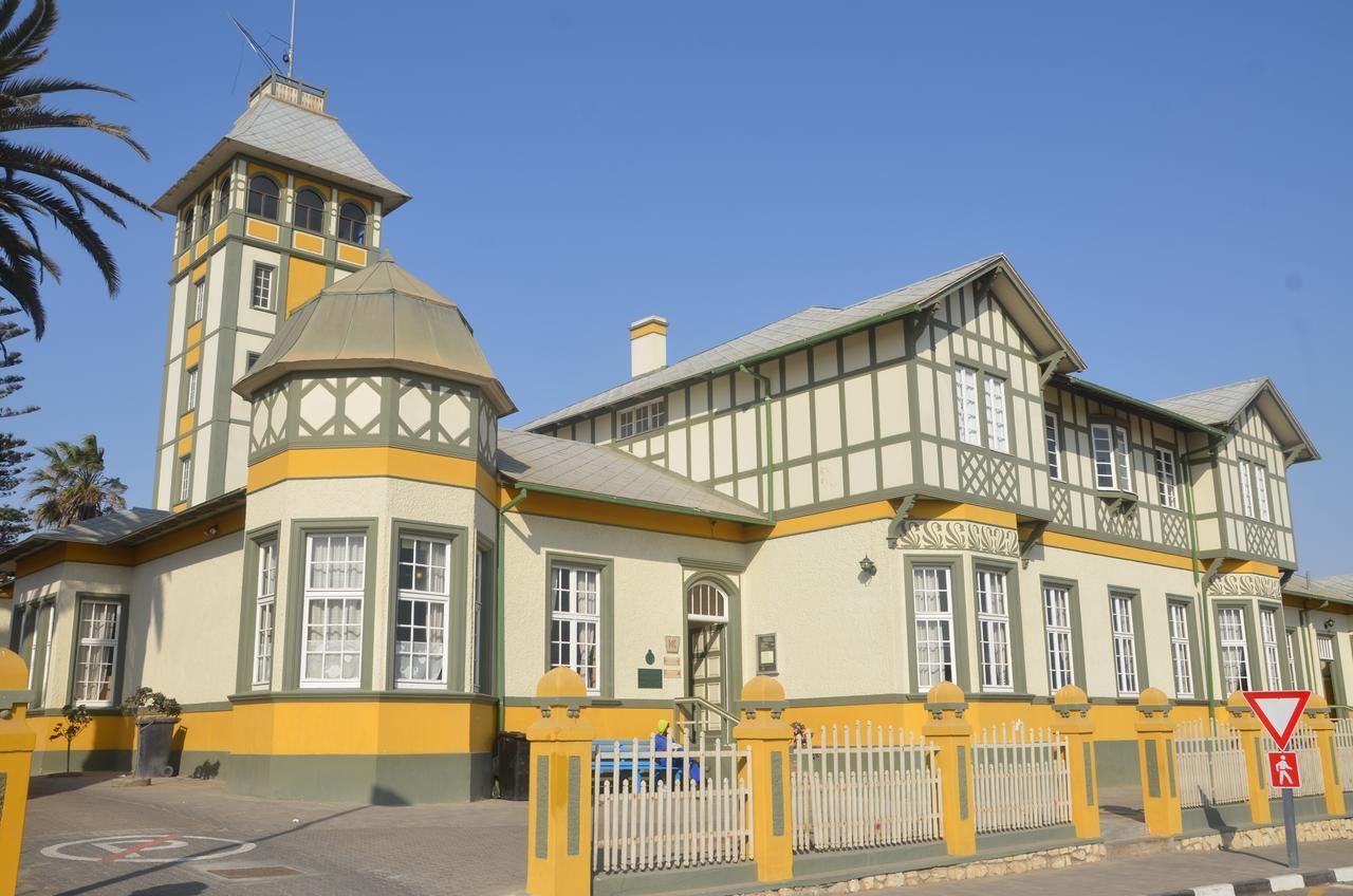 Be-Still Accommodation Суакопмунд Екстериор снимка